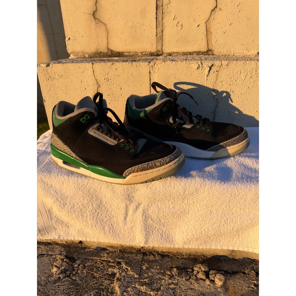 Jordan 3 Retro Pine Green Black Cement Grey CT8532-030 Mens Size 10 Sneakers
